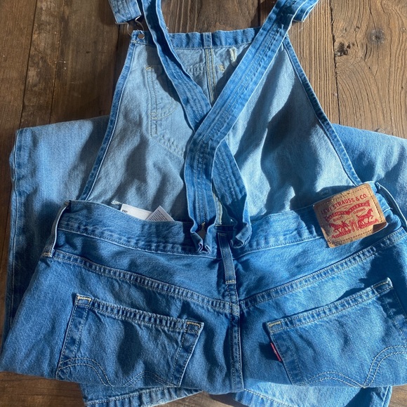 Levi’s overalls EUC - Picture 5 of 6